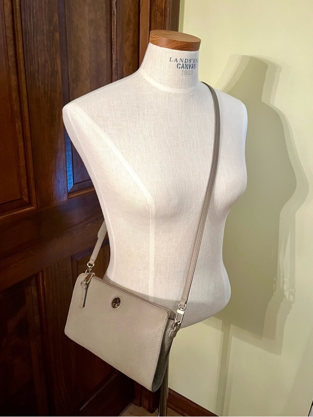 Tory Burch Robinson Pebbled Leather Crossbody Wallet